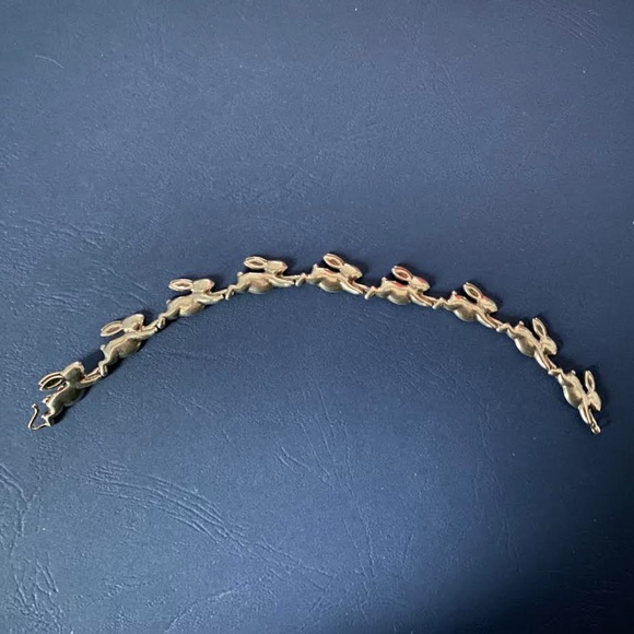 Dallas Pridgen Sterling Silver Running Rabbit Bracelet - Picture 2 of 4